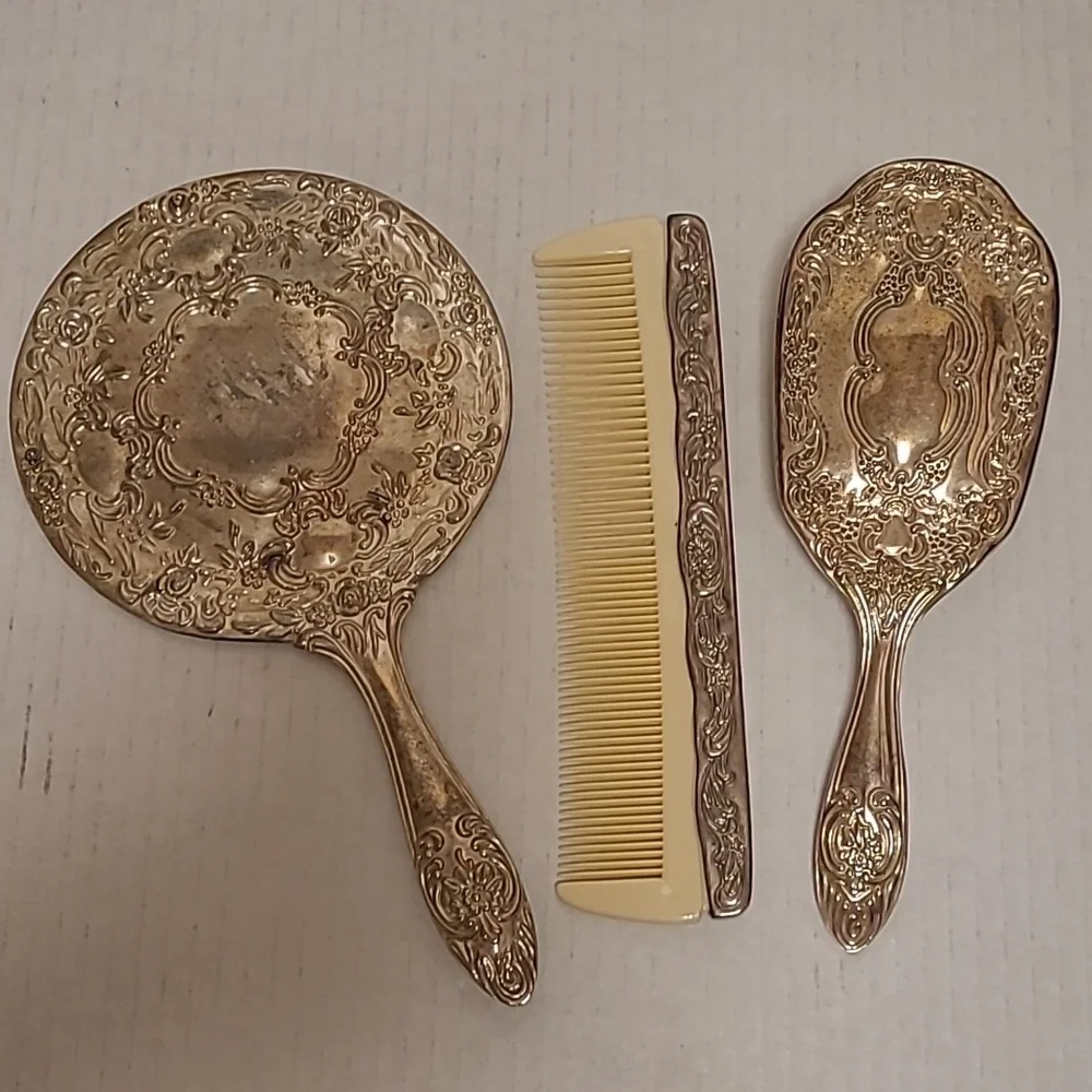 NIB Vintage 4 Piece Silver Plated Vanity Set in Original Box